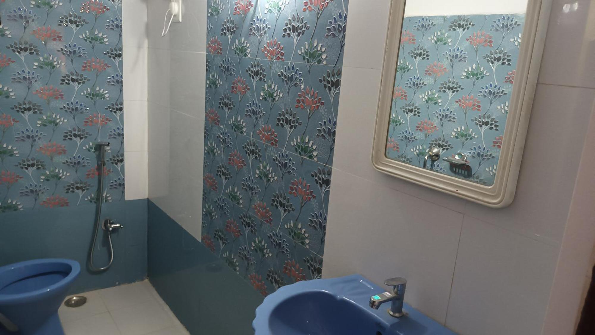 Jag Niwas Guest House & Pure Veg Restaurant Udaipur Exterior photo